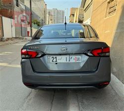 نیسان ڤێرسا